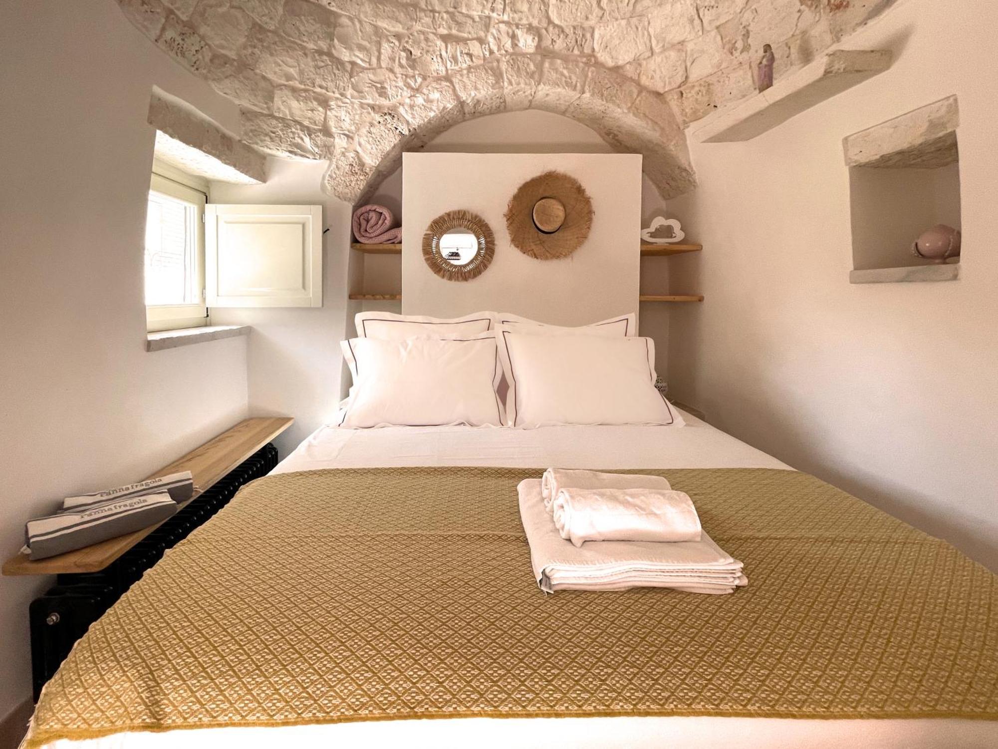 Trullo Panna Fragola - Exclusive Four Bedroom Villa & Private Pool Martina Franca Ngoại thất bức ảnh